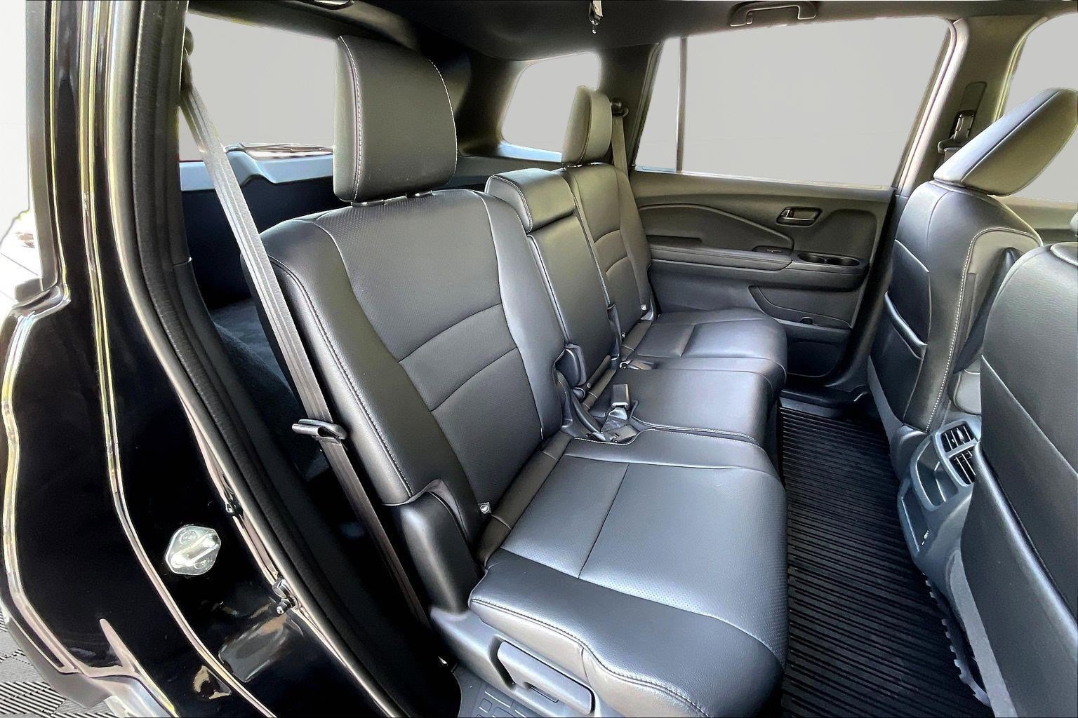 Used 2023 Honda Passport EX-L image 25