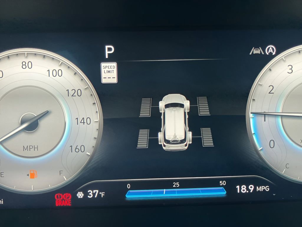 Used 2023 Hyundai Palisade Calligraphy image 41