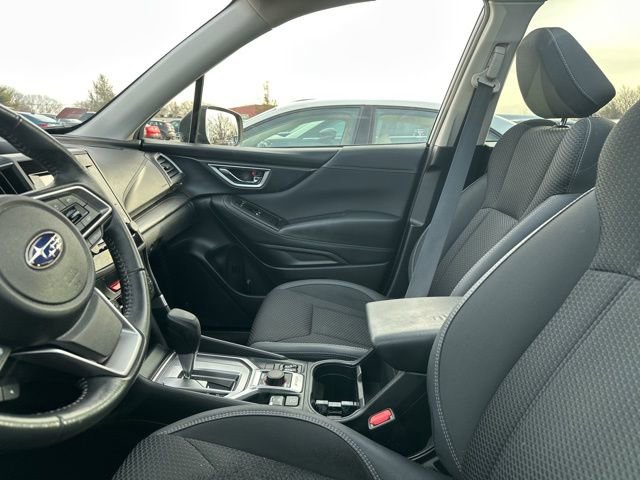 Used 2020 Subaru Forester Premium image 7