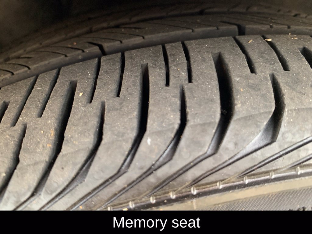 Used 2018 Honda Accord Touring image 10