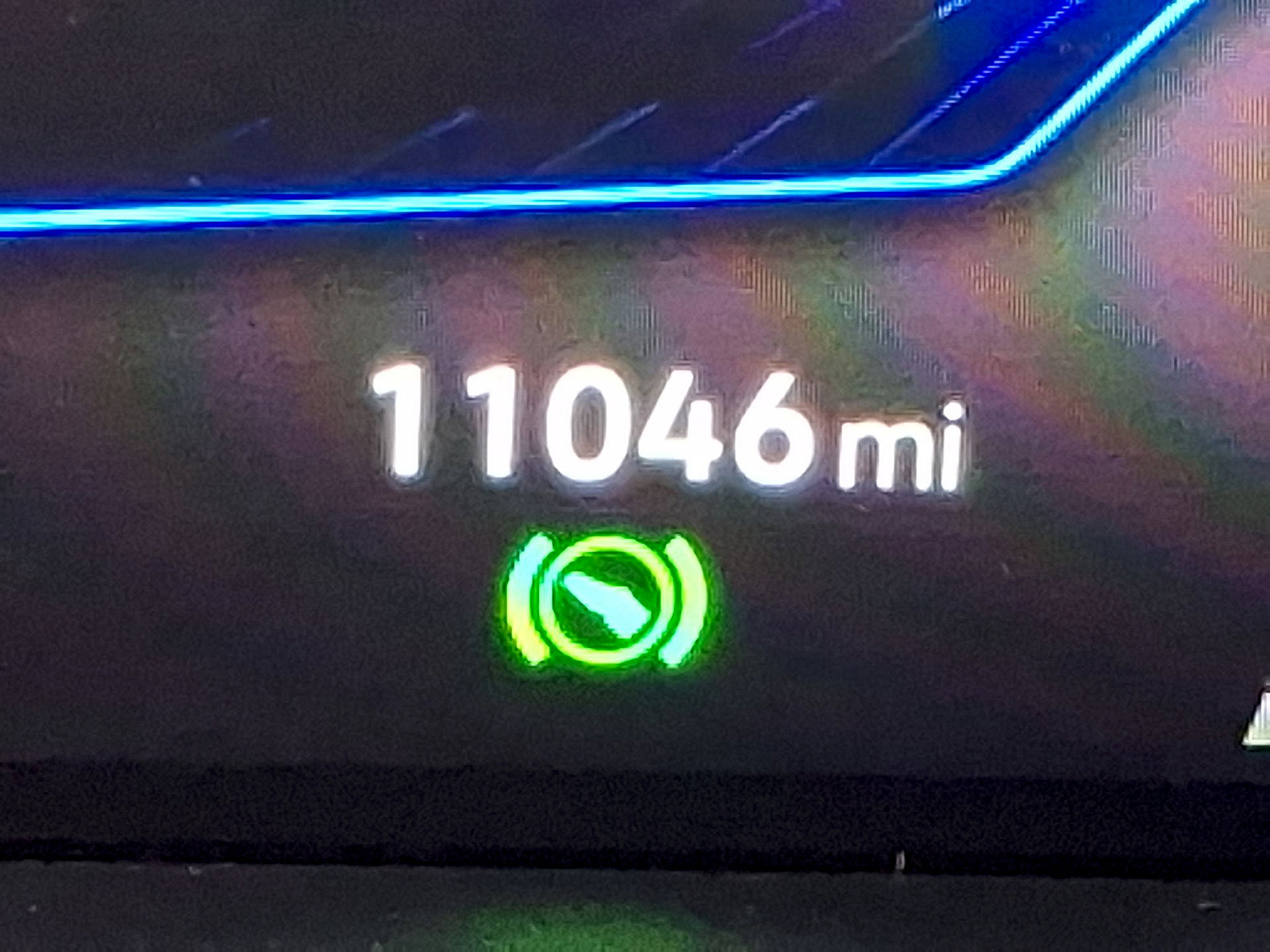 Used 2025 Volkswagen Taos SE FWD image 13