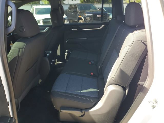 New 2025 GMC Acadia Elevation image 7