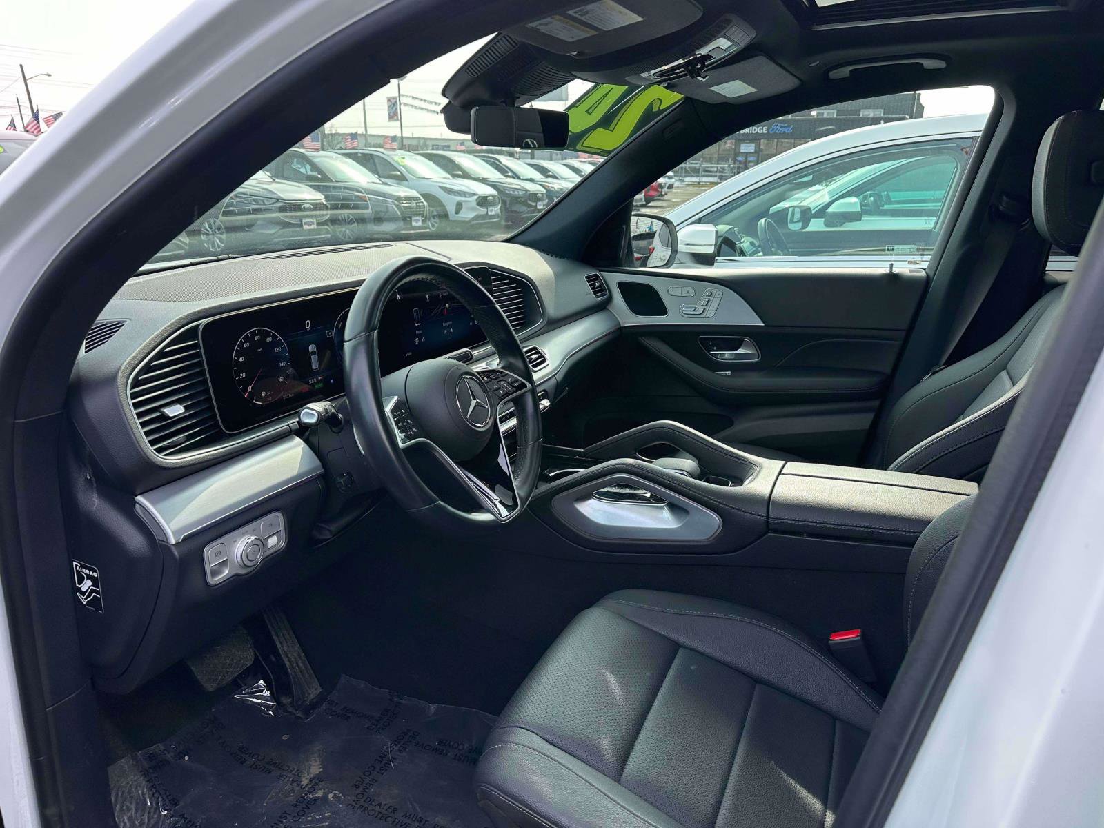 Used 2024 Mercedes-Benz GLE 450e GLE 450e Plug-In Hybrid 4MATIC image 14