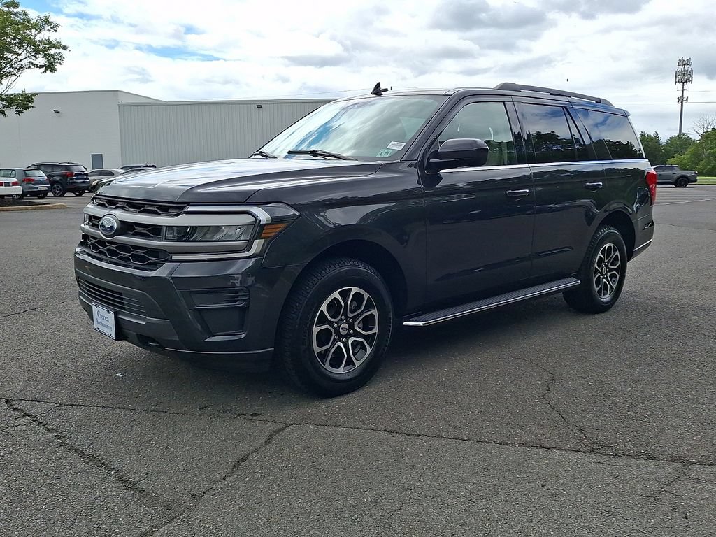 Used 2023 Ford Expedition XLT AWD/4WD image 6