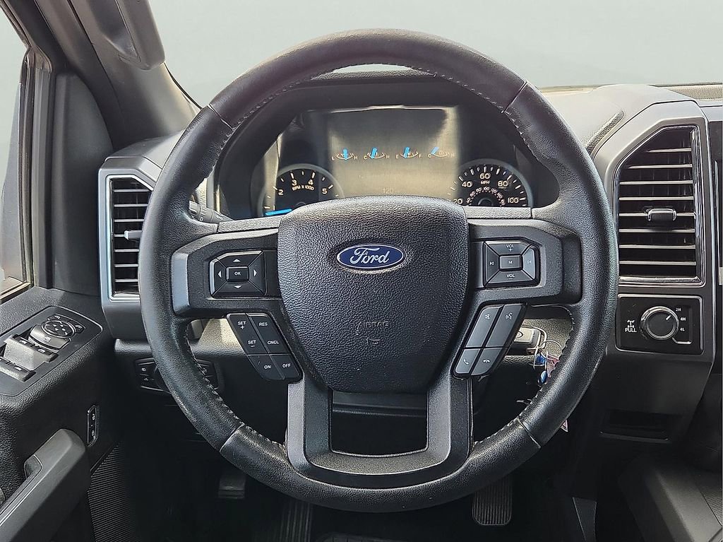 Used 2017 Ford F150 XLT w/ Equipment Group 302A Luxury AWD/4WD image 13
