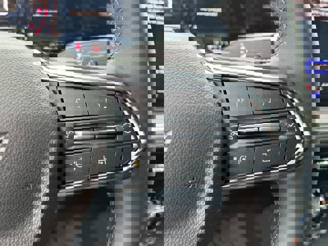 New 2026 Chevrolet Suburban Premier image 28