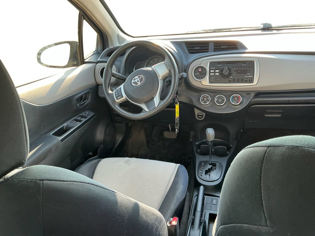 Used 2012 Toyota Yaris LE FWD image 21