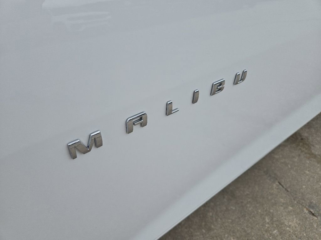 Used 2024 Chevrolet Malibu LS FWD image 18