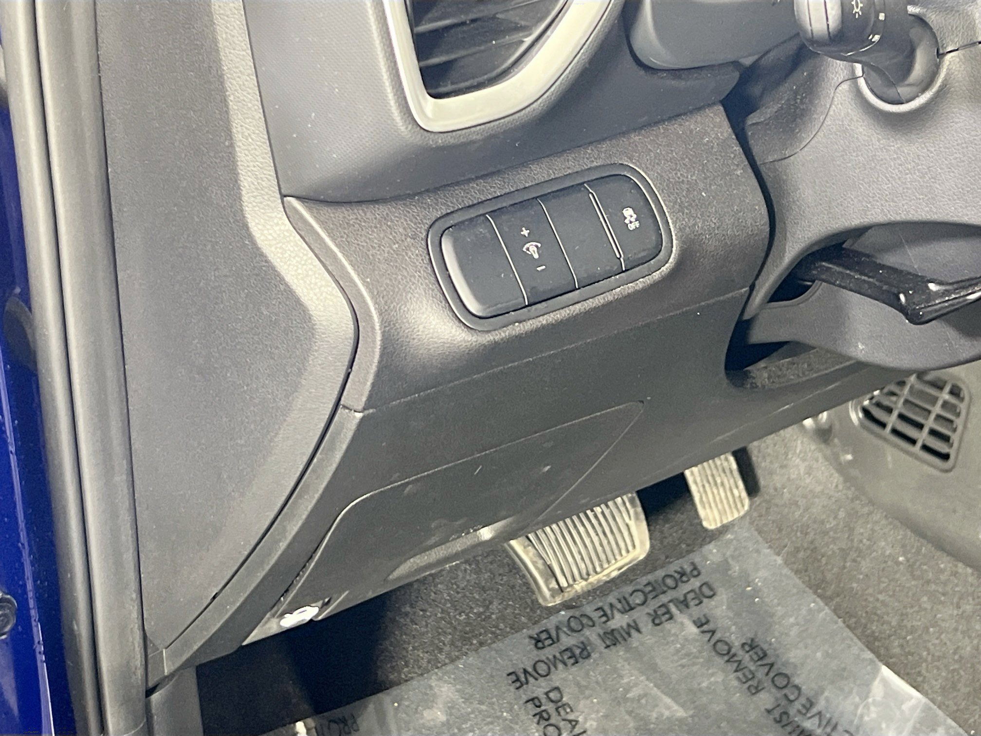 Used 2023 Hyundai Venue SE w/ Cargo Package image 10