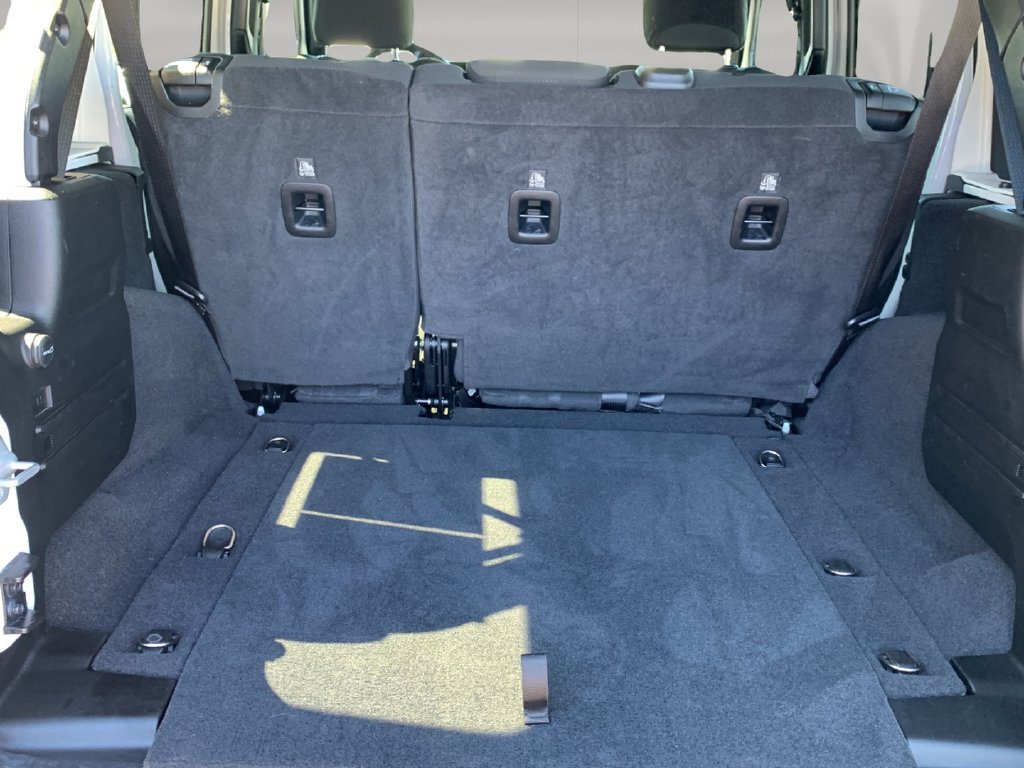 Used 2021 Jeep Wrangler Unlimited Sport AWD/4WD image 14