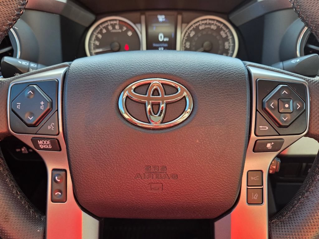 Used 2021 Toyota Tacoma SR5 RWD image 31