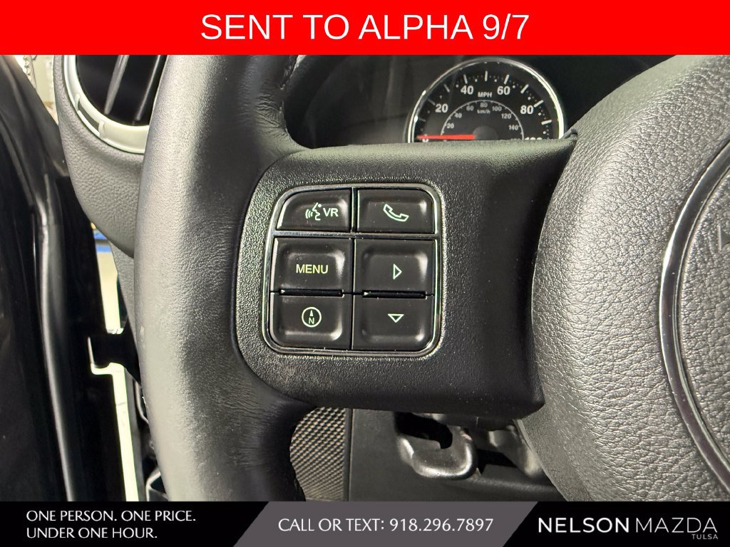 Used 2014 Jeep Wrangler Unlimited Rubicon w/ Connectivity Group AWD/4WD image 21