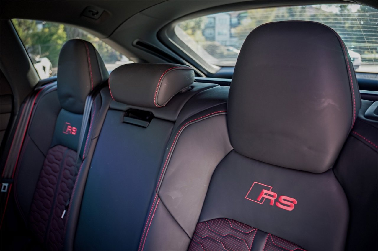 Used 2025 Audi RS 6 performance image 27