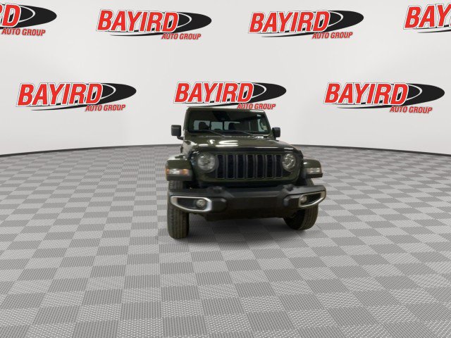 Used 2024 Jeep Gladiator Sport image 3