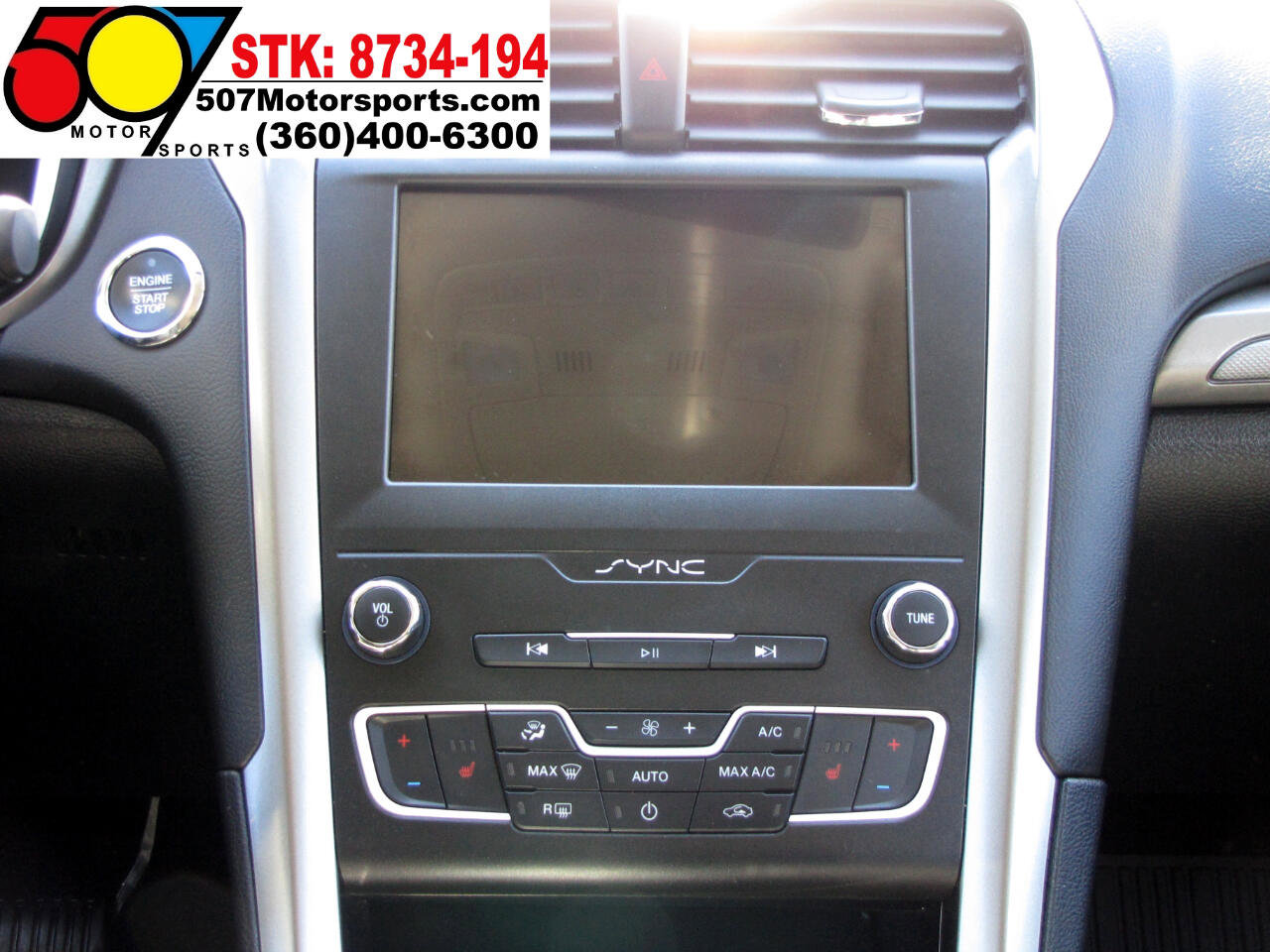 Used 2019 Ford Fusion SE image 18