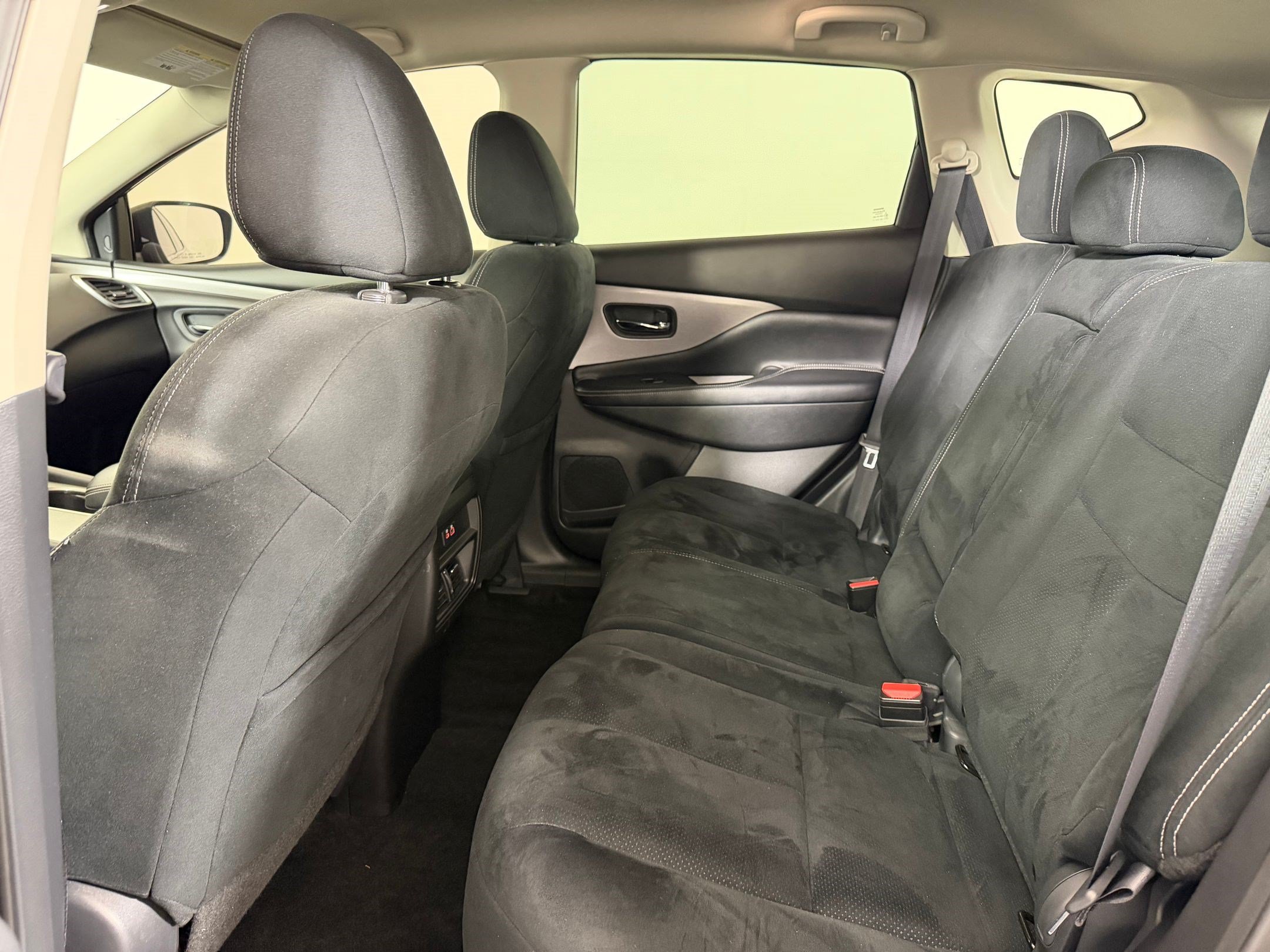 Used 2019 Nissan Murano SV FWD image 14
