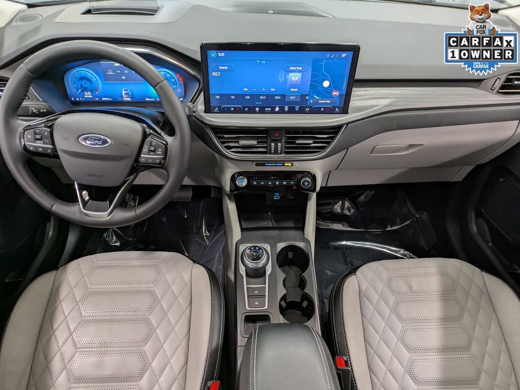 Used 2023 Ford Escape Platinum w/ Premium Technology Package image 25