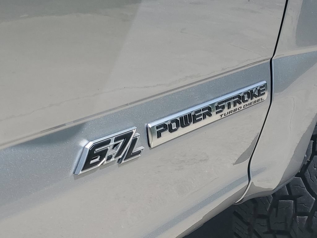 Used 2022 Ford F350 Platinum AWD/4WD image 12
