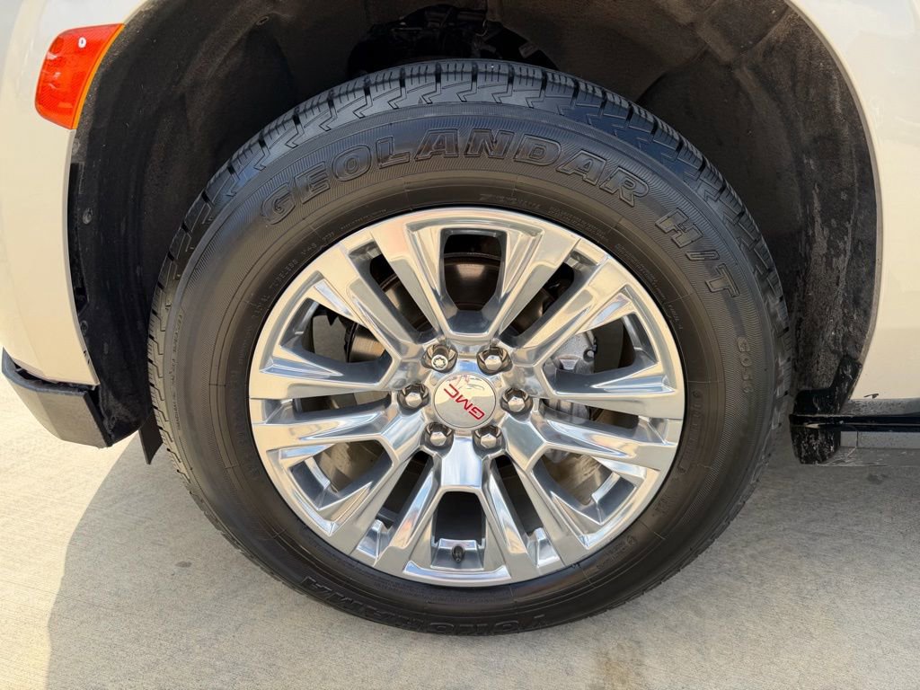 Used 2021 GMC Yukon XL Denali image 8