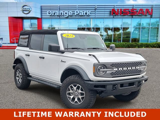 Used 2024 Ford Bronco Badlands image 1