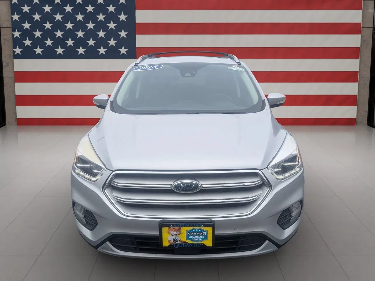 Used 2018 Ford Escape Titanium w/ Ford Safe & Smart Package AWD/4WD image 8