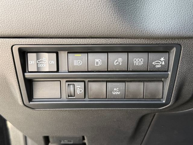 Used 2023 Toyota Tundra Limited w/ Power Package AWD/4WD image 23
