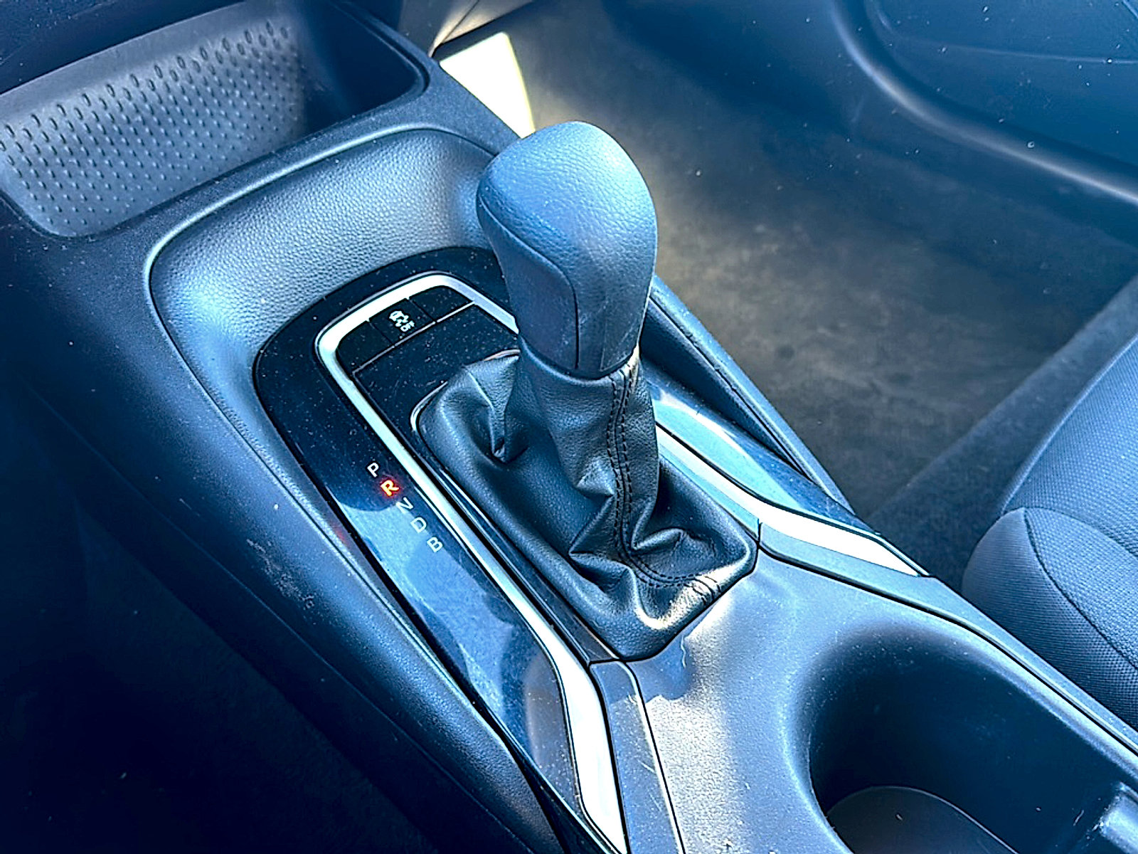 Used 2024 Toyota Corolla LE image 33