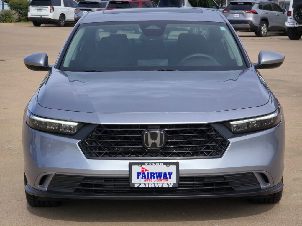 Used 2023 Honda Accord EX image 2