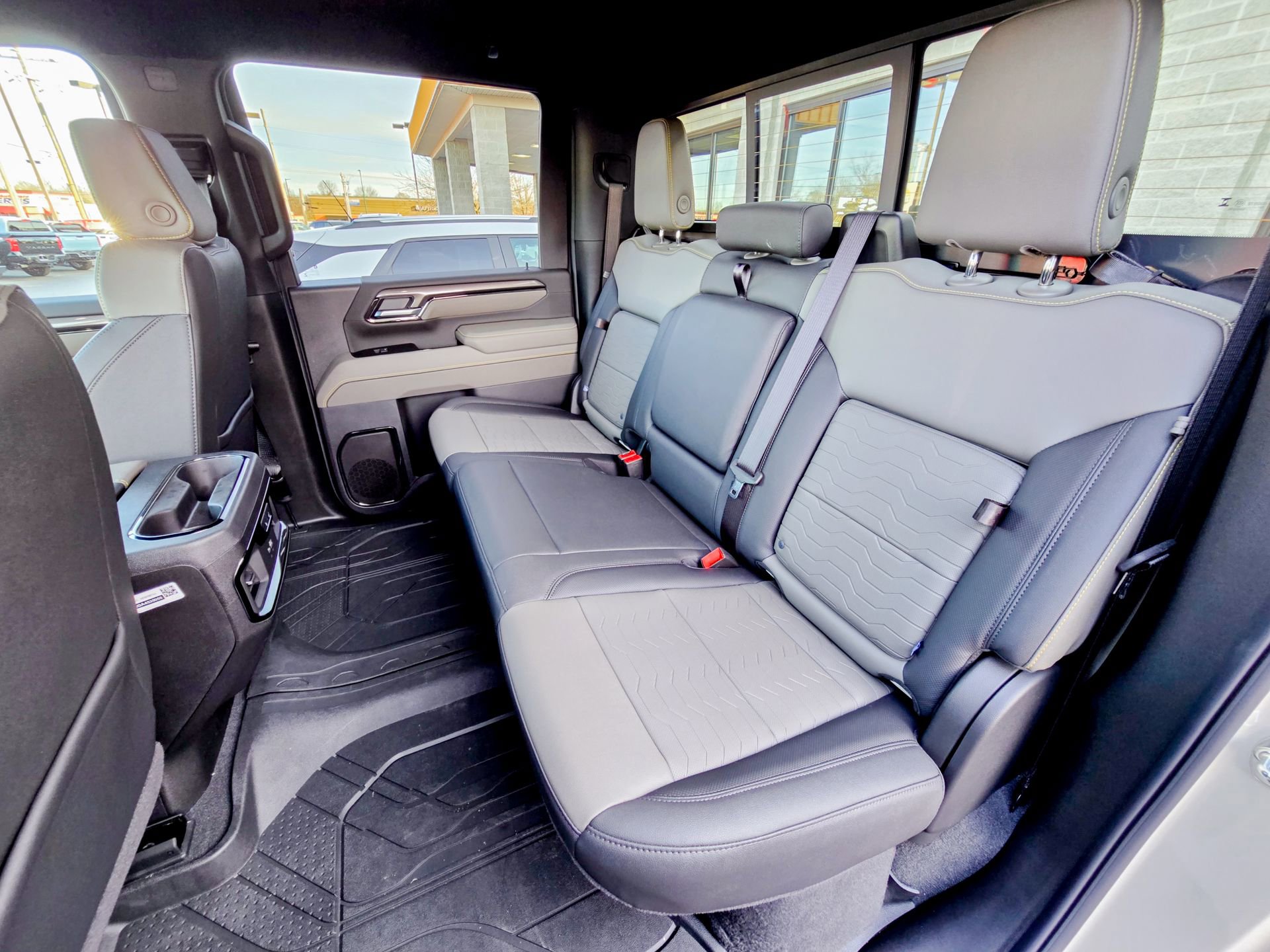 Used 2026 Chevrolet Silverado 2500 ZR2 w/ LPO, Dark Essentials Package image 25