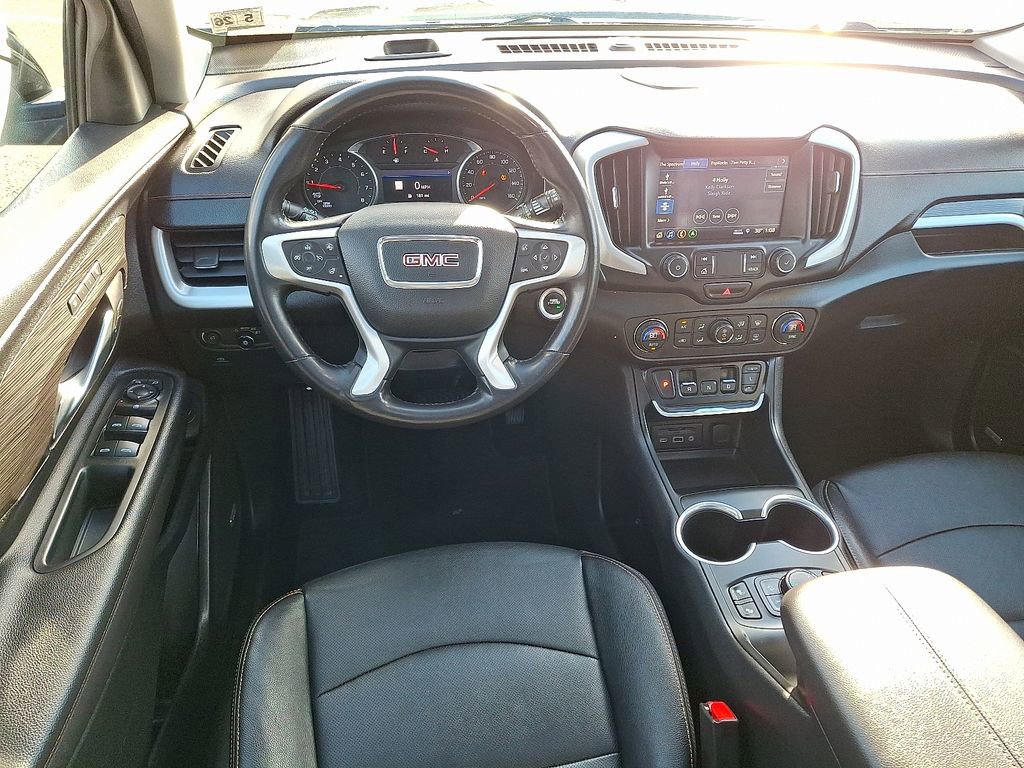 Used 2021 GMC Terrain SLT w/ Infotainment Package II image 2