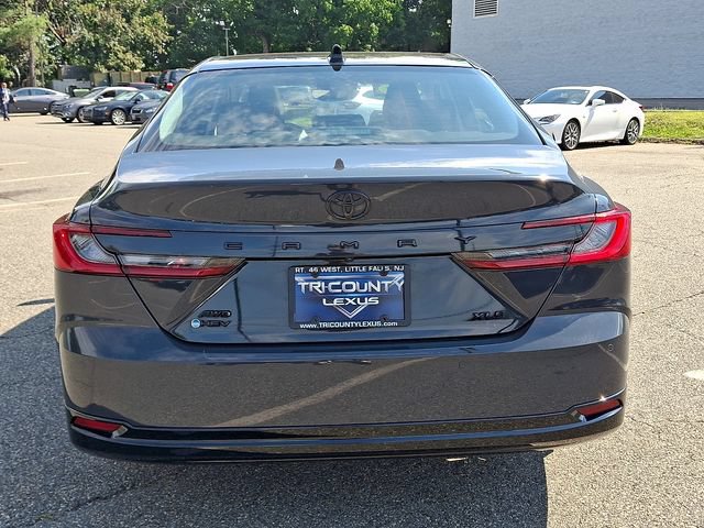 Used 2025 Toyota Camry XLE w/ Premium Plus Package AWD/4WD image 5