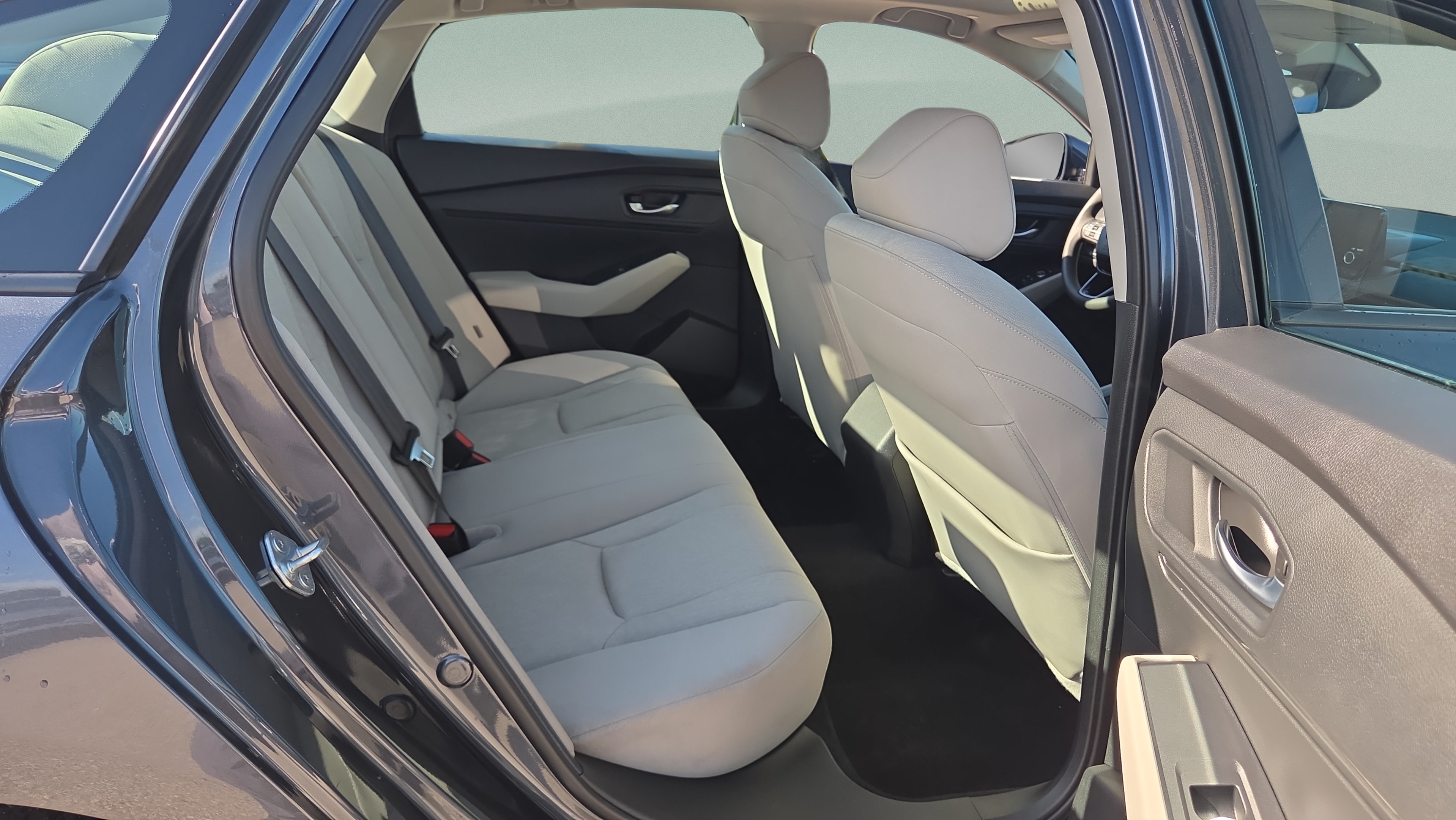Certified 2024 Honda Accord EX image 15