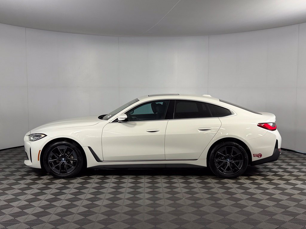 Used 2024 BMW i4 eDrive40 w/ Premium Package RWD image 10
