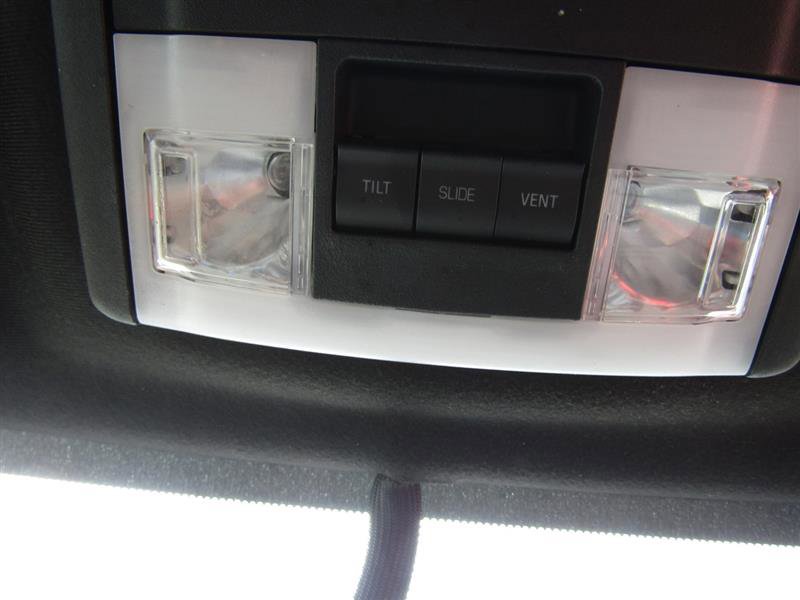 Used 2015 Ford Expedition Platinum image 26