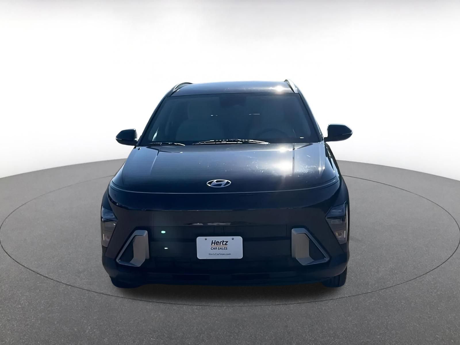 Used 2025 Hyundai Kona SEL image 4