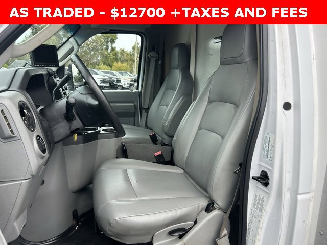 Used 2019 Ford E-350 and Econoline 350 Super Duty w/ Power Windows & Locks Group image 12