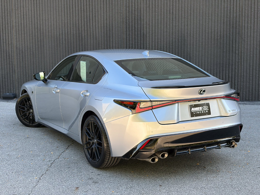 Used 2024 Lexus IS 500 RWD image 5
