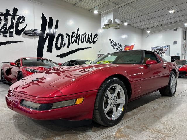 Used 1994 Chevrolet Corvette Coupe RWD image 32