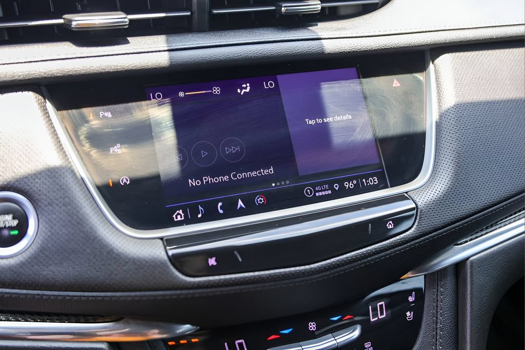 Used 2023 Cadillac XT5 Sportv w/ Technology Package AWD/4WD image 16