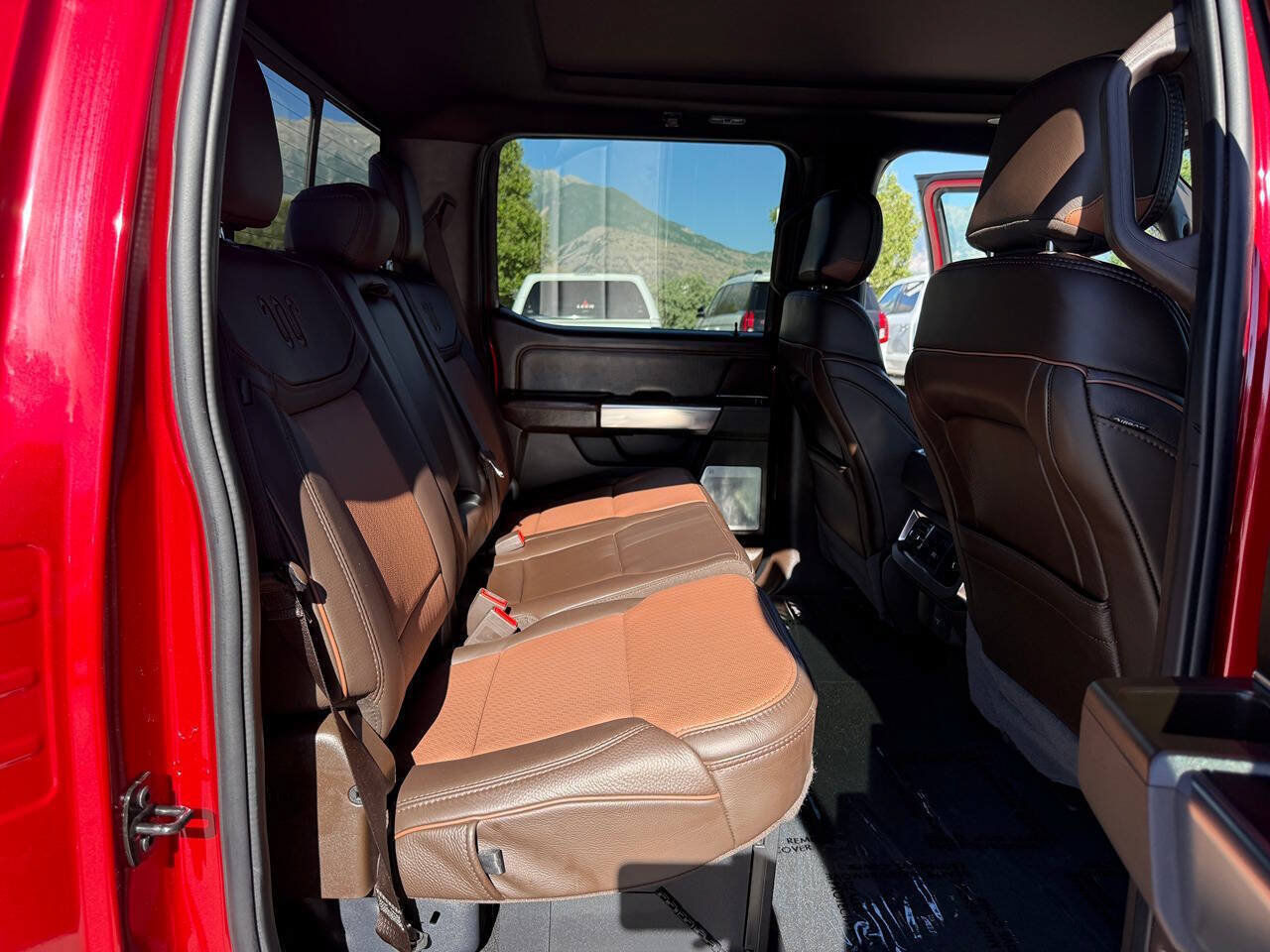 Used 2024 Ford F350 King Ranch AWD/4WD image 27