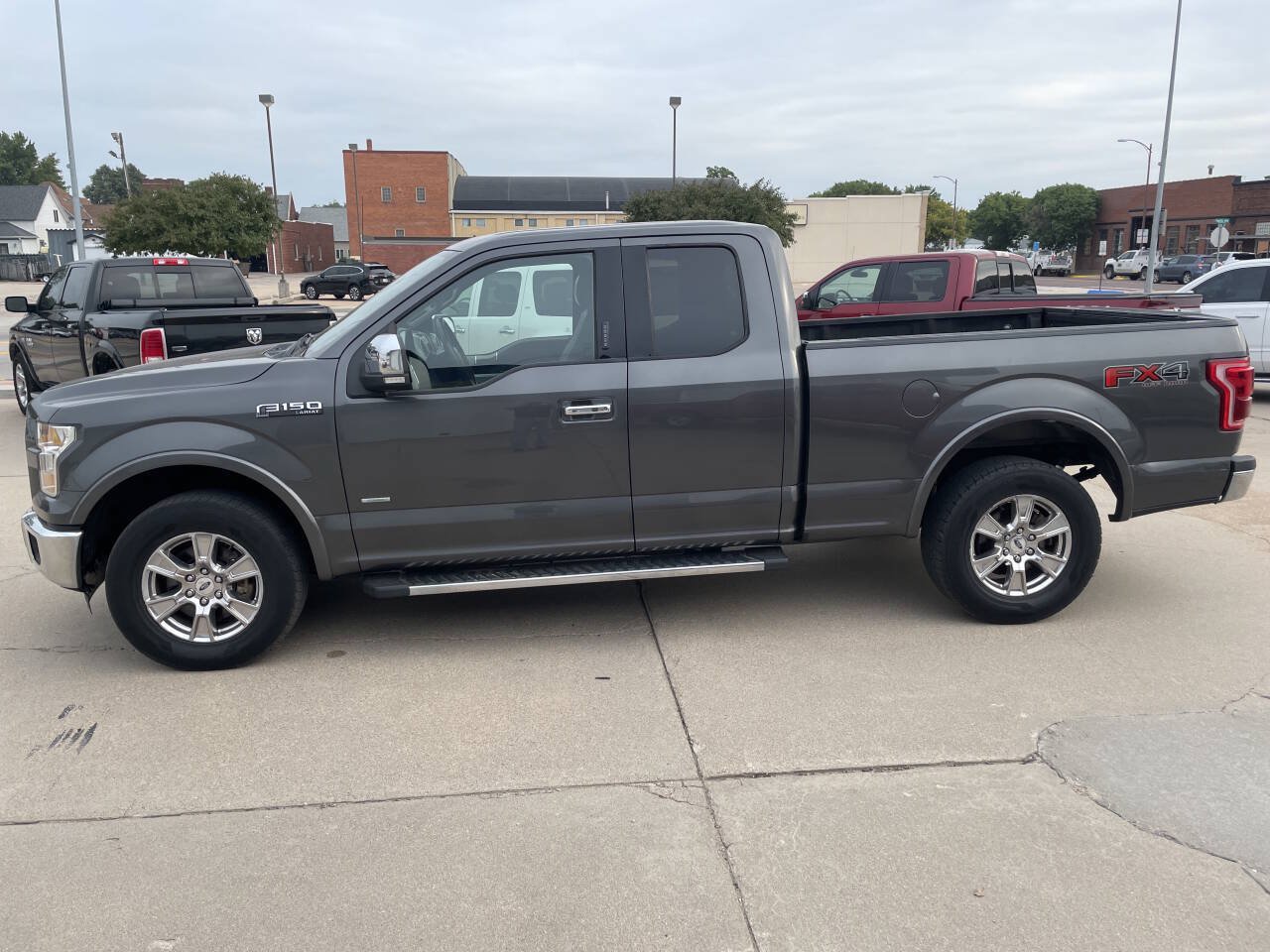 Used 2015 Ford F150 Lariat AWD/4WD image 3