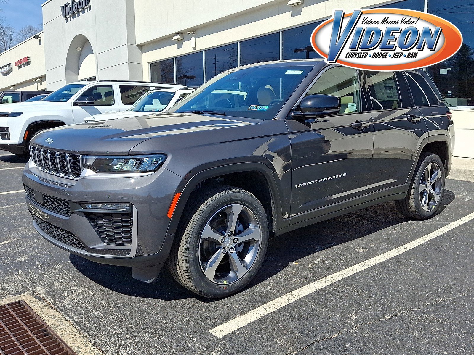 New 2026 Jeep Grand Cherokee Limited