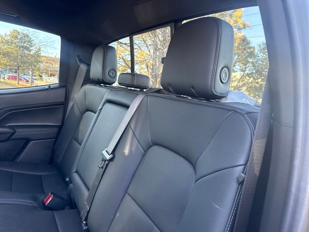 Used 2025 GMC Canyon Elevation w/ Convenience Package image 19