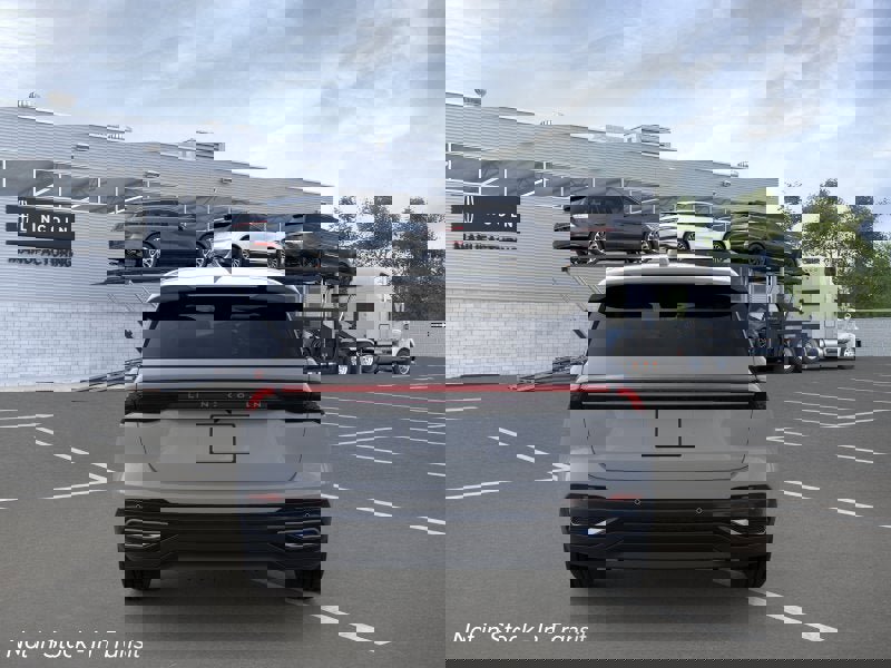 New 2026 Lincoln Nautilus Premier w/ Equipment Group 102A AWD/4WD image 5