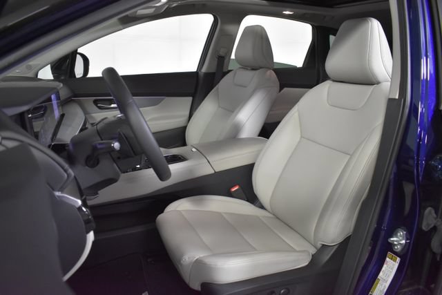 Certified 2025 Nissan Murano SL w/ Cargo Package AWD/4WD image 9