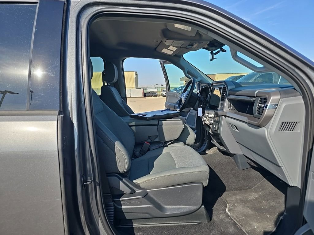 Used 2025 Ford F150 XLT w/ Equipment Group 301A Standard image 11