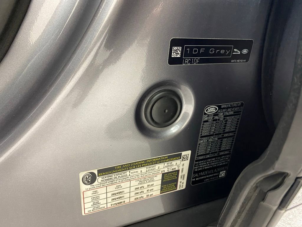 Used 2020 Land Rover Range Rover Velar R-Dynamic HSE image 35