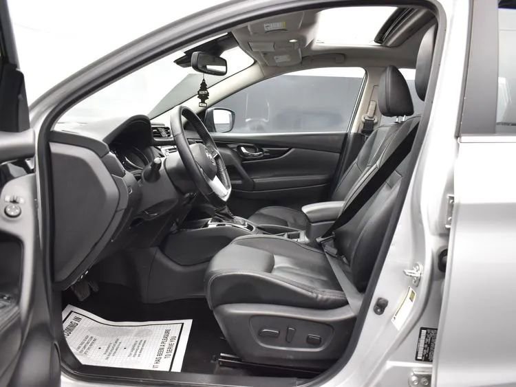 Used 2022 Nissan Rogue Sport SL w/ Premium Package AWD/4WD image 14