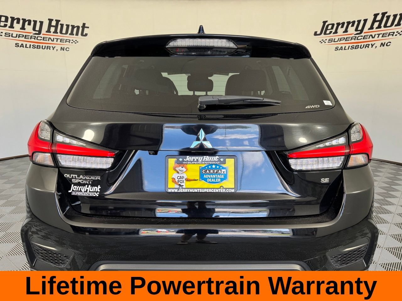 Used 2024 Mitsubishi Outlander Sport SE AWD/4WD image 8