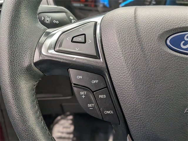 Used 2024 Ford Edge SEL image 16